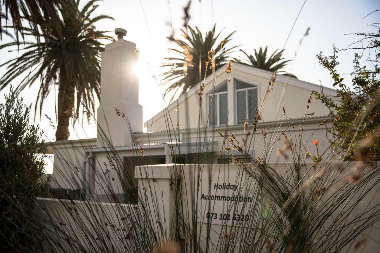Palm Villa Cottage Kommetjie Exterior foto